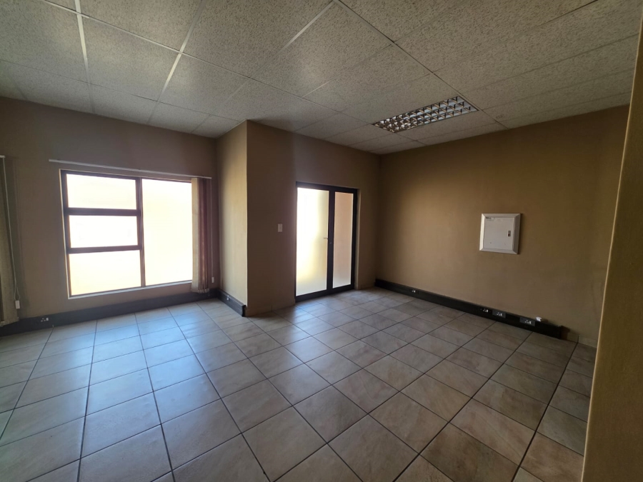 To Let Commercial Property for Rent in Vaalpark Free State